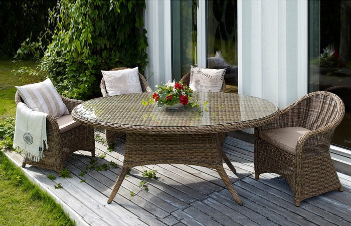 Elegantní ratanový nábytek: 30+ inspirací pro dokonalou zahradu i terasu