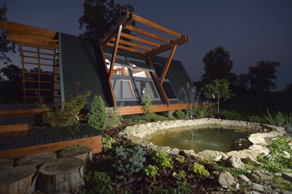 soleta-zeroenergy-exterior11-via-smallhousebliss Soleta zeroEnergy – moderní dům s nulovou energií