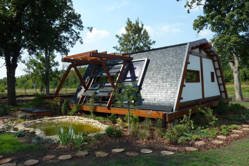 soleta-zeroenergy-exterior6-via-smallhousebliss Soleta zeroEnergy – moderní dům s nulovou energií