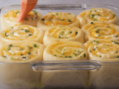 recept na vynikající mini tortilly z kynutého těsta – rychlá a jednoduchá příprava!