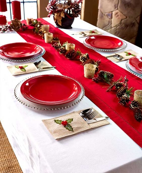 Dekorace silvestrovského stolu: 40 zajímavých možností od luxusu po minimalismus