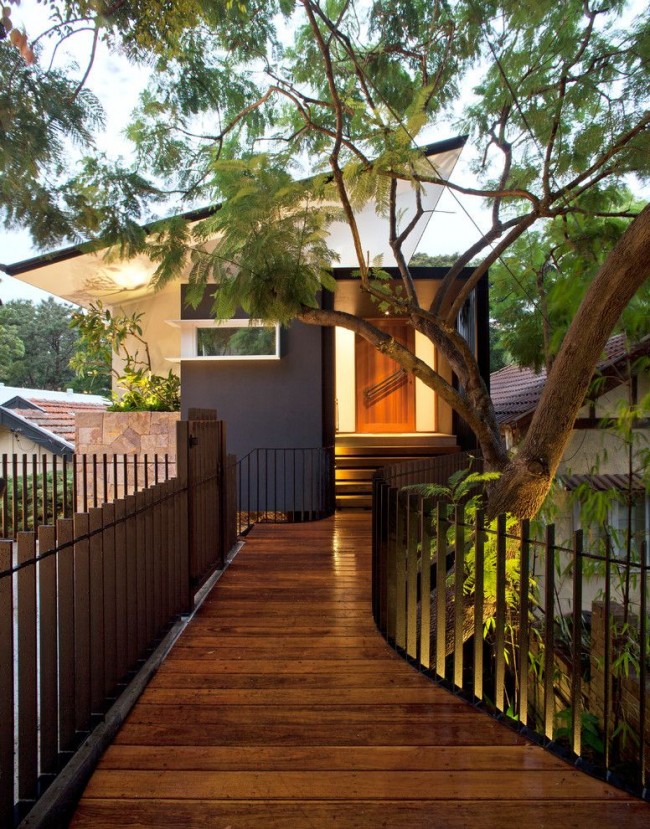 35+ inspirativních nápadů, jak proměnit obyčejný plot v jedinečný designový prvek