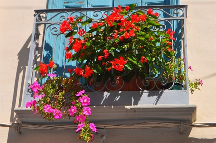 Francouzské balkony: půvab a krása vašich oken
