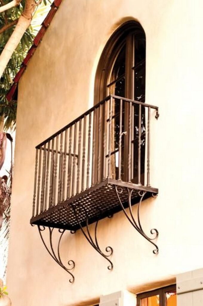 Francouzské balkony: půvab a krása vašich oken