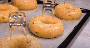 Recept na čerstvé a voňavé housky se sýrovou náplní! recept na čerstvé a voňavé housky se sýrovou náplní!