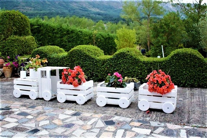 Originální nápady na dřevěné dekorace: 50+ elegantních inspirací