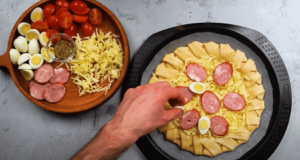 Recept na vynikající pletenou domácí pizzu – Chutná inspirace na rychlou večeři! recept na vynikající pletenou domácí pizzu – chutná inspirace na rychlou večeři!