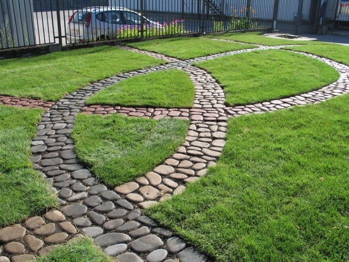 Zahradní cesty na trávníku: 55 nápadů na terénní úpravy