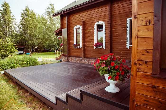 Inspirace pro krásnou terasu: 45+ elegantních řešení k dřevostavbě