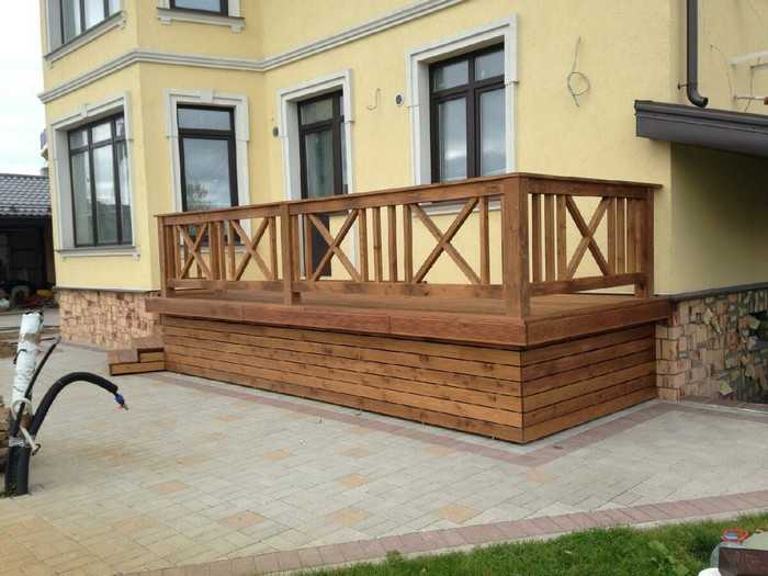 Inspirace pro krásnou terasu: 45+ elegantních řešení k dřevostavbě