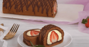 Fantastická nepečená roláda s Nutellou, vanilkovým krémem a jahodami! fantastická nepečená roláda s nutellou, vanilkovým krémem a jahodami!