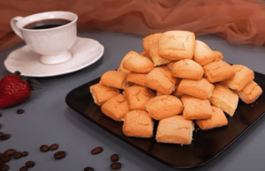 absolutně jednoduchý a také levný recept na domácí mléčné sušenky, které se hodí nejen ke kávě!