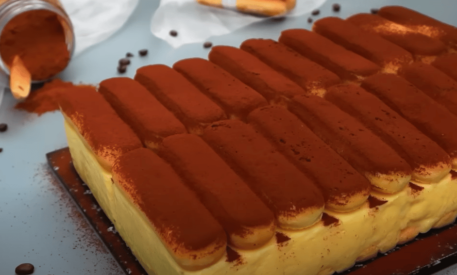 luxusní pudinkový dezert s piškoty a kakaem – nepečená mňamka na letní horké dny!