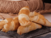 sýrové croissanty se šunkou a tak skvělou chutí, kterou si ihned zamilujete!