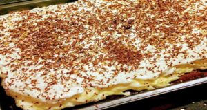 smetanovo-vanilkové pokušení sypané kakaem: inspirace na chutný a rychle připravený dezert!