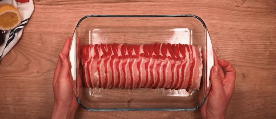 slaná roláda plná chutí: připravte si vepřovou kotletu se slaninou a nakládaným zelím