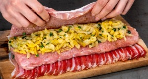 Slaná roláda plná chutí: Připravte si vepřovou kotletu se slaninou a nakládaným zelím slaná roláda plná chutí: připravte si vepřovou kotletu se slaninou a nakládaným zelím