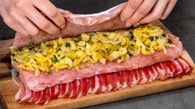 slaná roláda plná chutí: připravte si vepřovou kotletu se slaninou a nakládaným zelím
