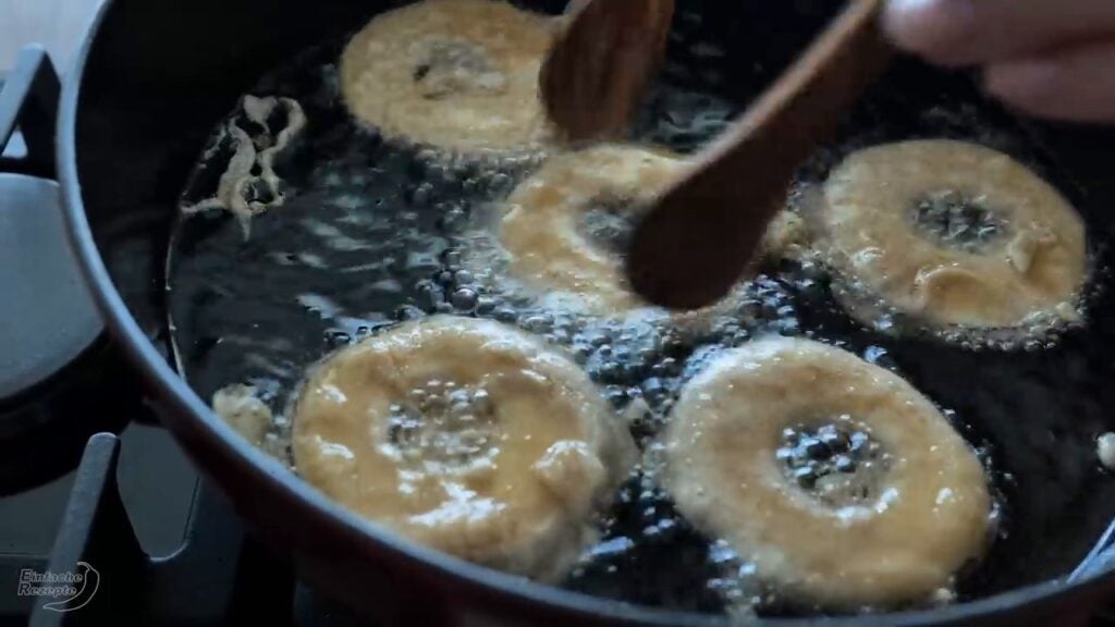 Úžasný jablečný koláč, který potěší celou vaši rodinu