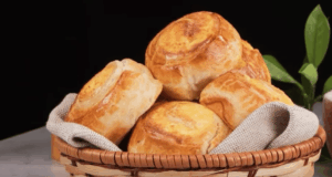 Jednoduchý recept na vynikají slané, sýrové šneky: Každý je miluje! jednoduchý recept na vynikají slané, sýrové šneky: každý je miluje!