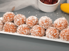jednoduchý recept na skvělé banánové kuličky obalené v kokosu!