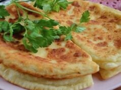 recept na skvělé česnekové placky plněné sýrem a tvarohem