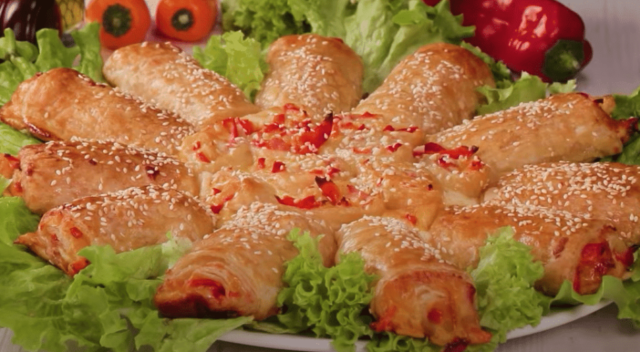 mini tortilky z listového těsta: překvapí vás nejen svou skvělou chutí! mini tortilky z listového těsta: překvapí vás nejen svou skvělou chutí!
