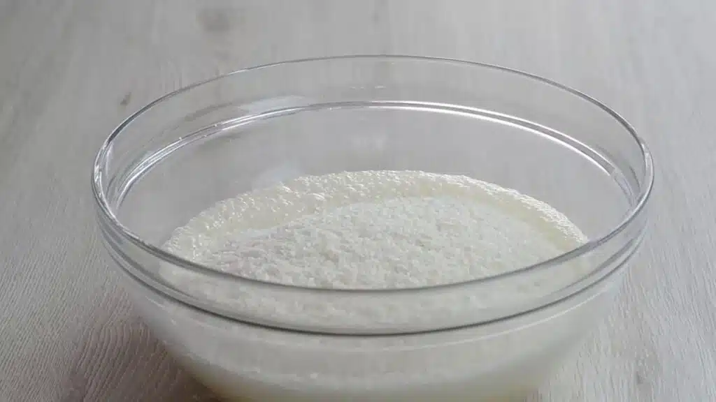Kokosové kuličky ze tří ingrediencí – jednoduché cukroví bez pečení