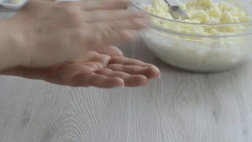 Kokosové kuličky ze tří ingrediencí – jednoduché cukroví bez pečení