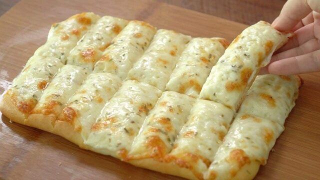 super recept na sýrové tyčinky s česnekem a oreganem super recept na sýrové tyčinky s česnekem a oreganem