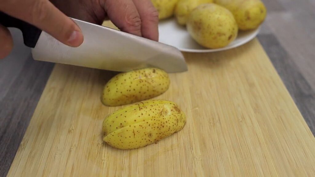 Lahodné pečené brambory s bylinkovou směsí