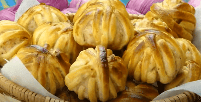 vyzkoušejte tyto kuličky z listového těsta plněné mletým masem