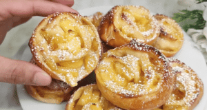 Stačí Vám jen 2 jablka a vejce – chutné jablečné placičky stačí vám jen 2 jablka a vejce – chutné jablečné placičky