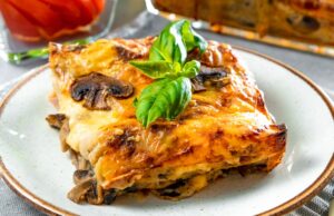 Aromatické žampionové lasagne bez masa, které budete milovat
