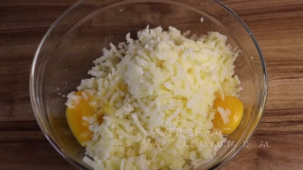 Báječné pečené bramborové bochánky se sýrem za 10 minut