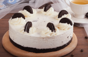 smetanový oreo dort s kousky sušenek – jednoduchý foto recept