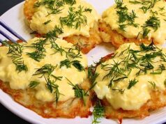 Domácí křupavé bramboráčky s vajíčkovo-sýrovou pomazánkou