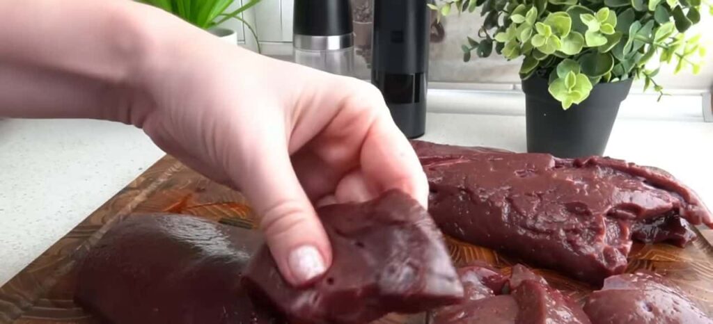 Video: tajemství měkkých jater – geniální recept na jemné hovězí játra na zeleninovém bulguru
