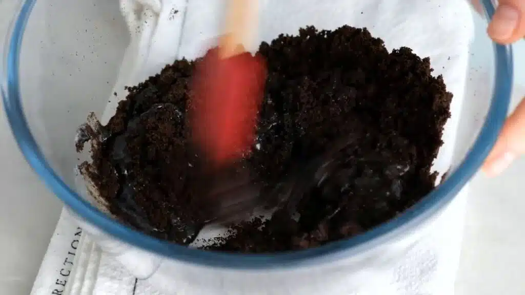 img-rHyHJ7DxYLQ-03 Úžasný oreo dort se smetanovým krémem – bez trouby, kondenzovaného mléka, želatiny, mouky, pečení!