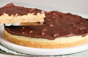 Úžasný cheesecake s arašídy bez pečení! - rychlý dezert za 15 minut, bez vajec, mouky a trouby!