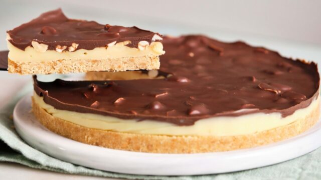 Úžasný cheesecake s arašídy bez pečení! - rychlý dezert za 15 minut, bez vajec, mouky a trouby! Úžasný cheesecake s arašídy bez pečení! - rychlý dezert za 15 minut, bez vajec, mouky a trouby!