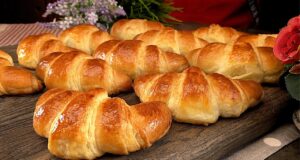 Nejlahodnější máslové croissanty z listového těsta