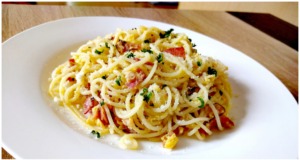 Připravte si špagety Carbonara jako rychlý a snadný oběd připravte si špagety carbonara jako rychlý a snadná oběd