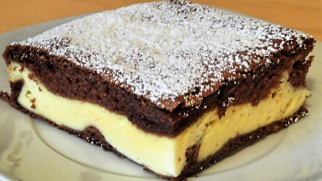 recept kakaový zákusek s krémovou náplní – nejlepší pro chvíle, kdy máte chuť na něco sladkého!
