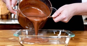 Jednoduchý čokoládovo-mléčný dezert – Všichni ho milují! Čokoládovo-mléčný dezert - Všichni ho milují!