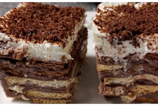 Nepečený dezert z BeBe sušenek s mascarpone a kávou – snadný a lahodný recept bez pečení
