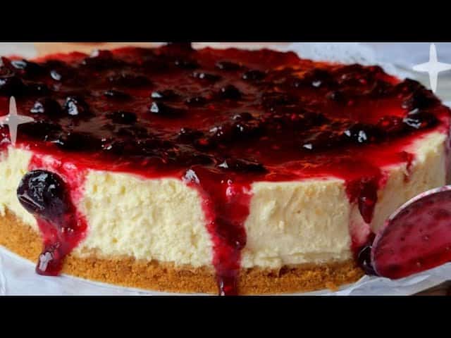 Ostružinovo-malinový cheesecake se smetanovým krémem - Delikatesa!