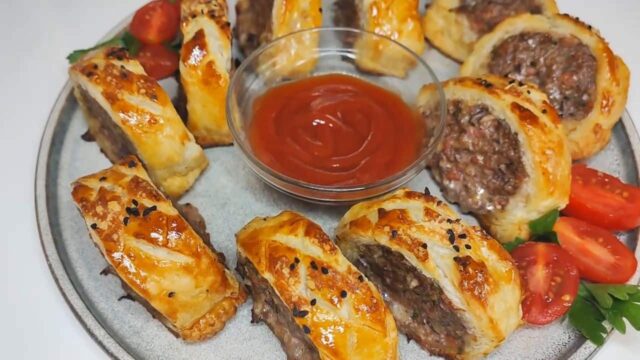 Roláda z mletého masa obalená v listovém těstě - Rychlá a snadná příprava!