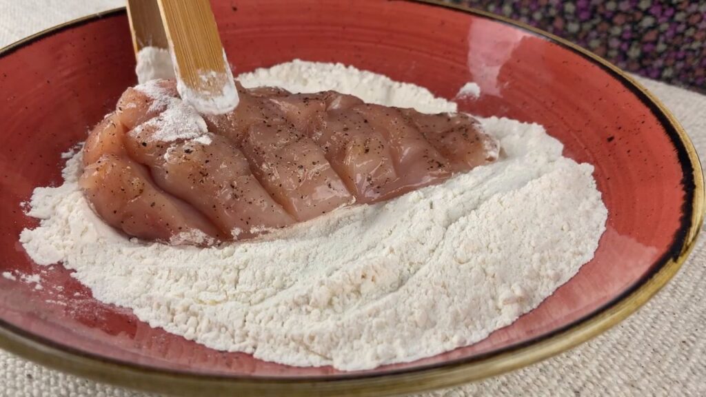 Smažená česnekovo-medové kuřecí prsa v sójové omáčce - Jednoduchá večeře na stole!