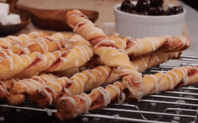 tyčinky plné sladkosti: recept na dokonalé sladké tyčinky s džemem
